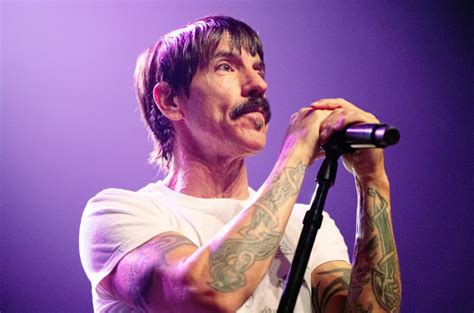 anthony kiedis 2021.